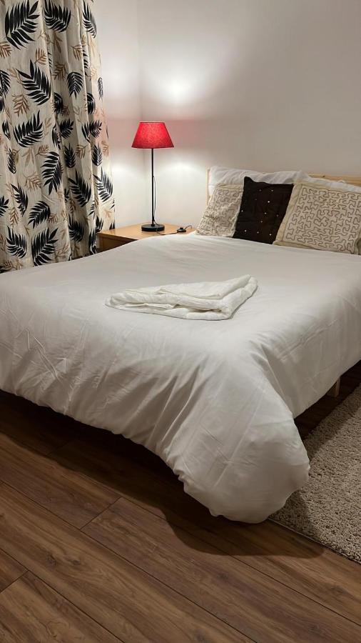 Smalinz Homes Finchley Лондон Екстериор снимка