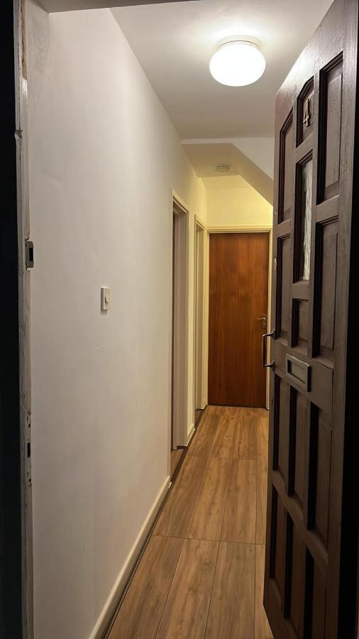 Smalinz Homes Finchley Лондон Екстериор снимка